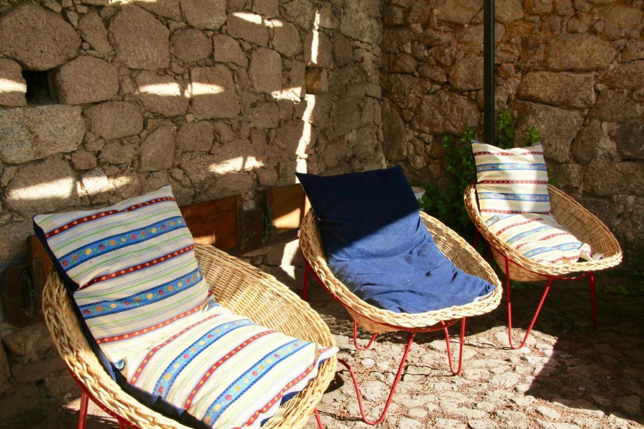 Casa Do Balcao Guest House Alcains Exterior photo